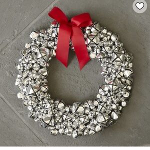 EUC Williams Sonoma Silver Bells Wreath